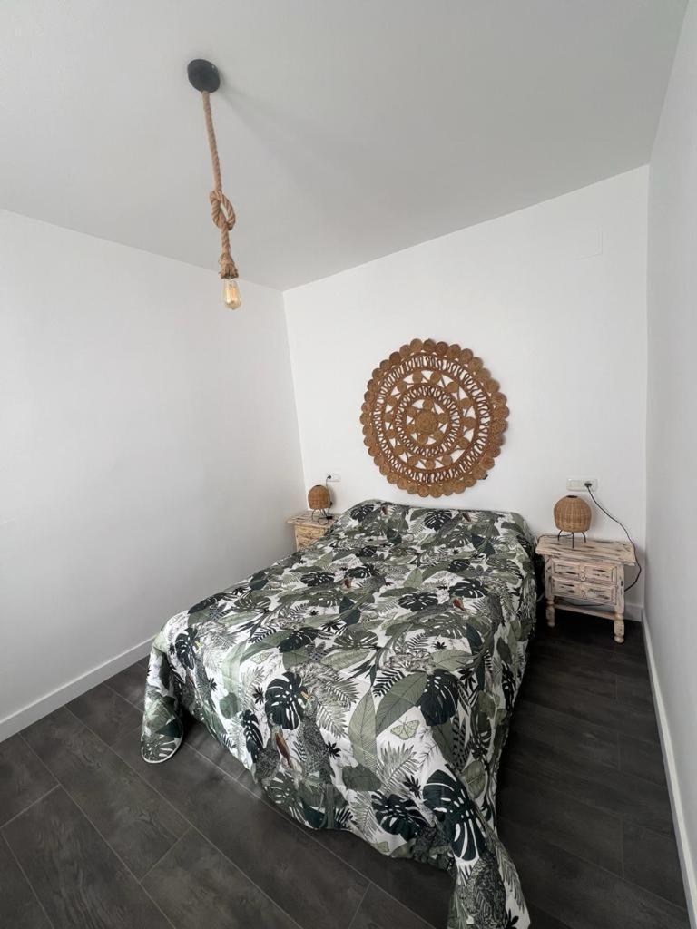 Casa Rural Malaga Monkey Love Con Jacuzzi Iznate Bagian luar foto