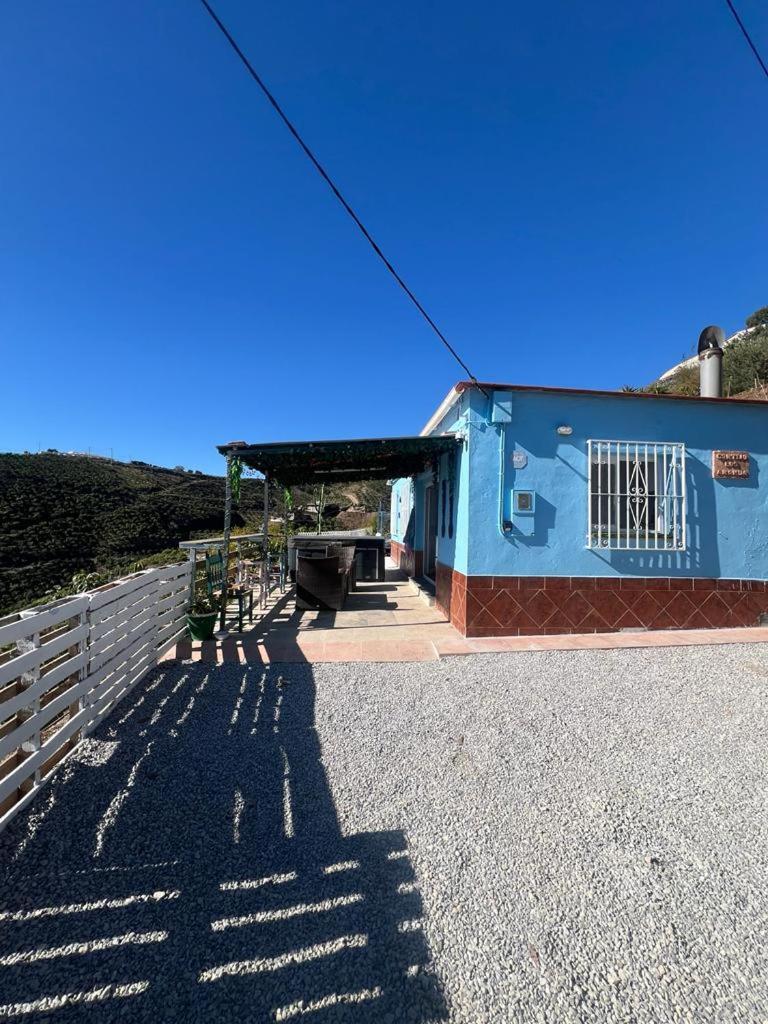 Casa Rural Malaga Monkey Love Con Jacuzzi Iznate Bagian luar foto